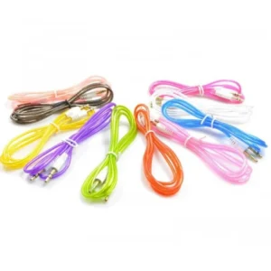 کابل AUX اسکار 1 متر، با فیش ۳.۵ mm و روکش شفاف؛ اتصال آسان و مقاوم برای انتقال صدای استریو به اسپیکر، هدفون یا ضبط خودرو.